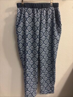 Xhilaration Navy and White Patterned Trousers